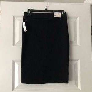 Stretch black pencil skirt